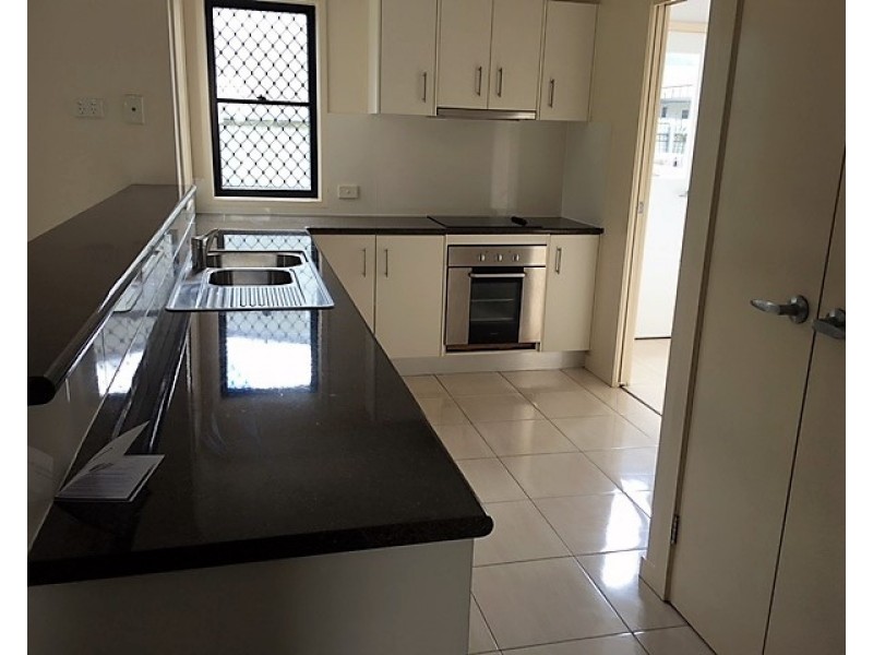 7/3-5 Mary Street, Caboolture QLD 4510
