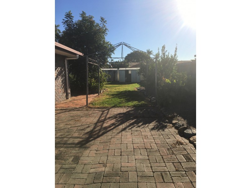 24 Boongaree Avenue, Caboolture South QLD 4510