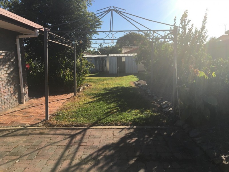 24 Boongaree Avenue, Caboolture South QLD 4510