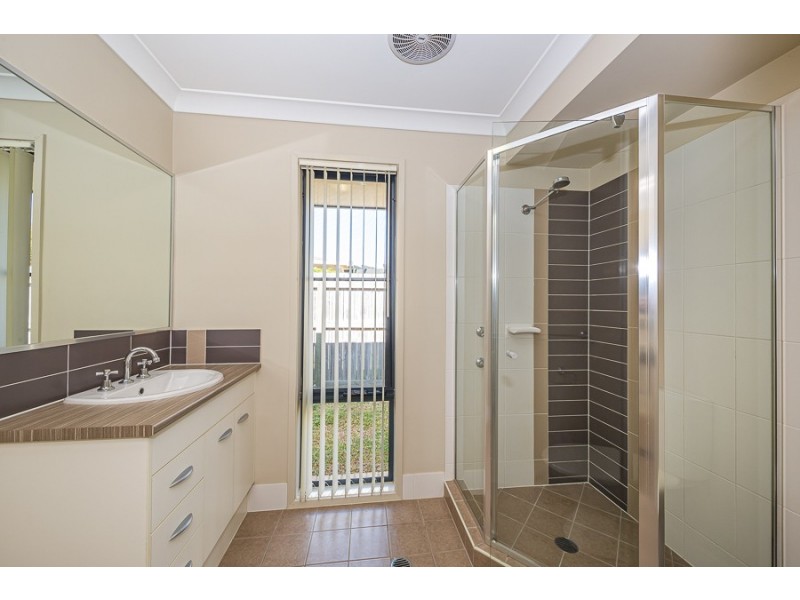 27 Tucker Street, Caboolture QLD 4510