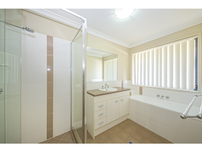 27 Tucker Street, Caboolture QLD 4510