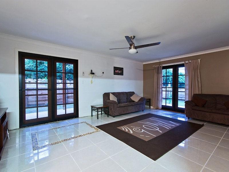 31 Crittenden Road, Glass House Mountains QLD 4518
