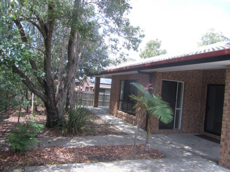 2/21 Station Street, Burpengary QLD 4505