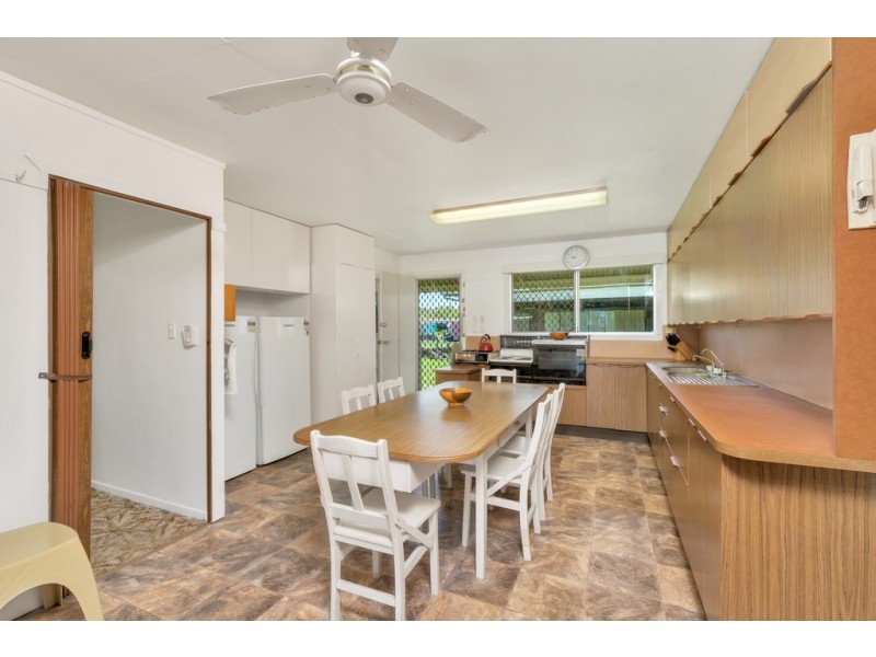 142 Esplanade, Toorbul QLD 4510