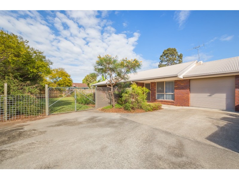 Unit 2, 44 Bluebell, Caboolture QLD 4510