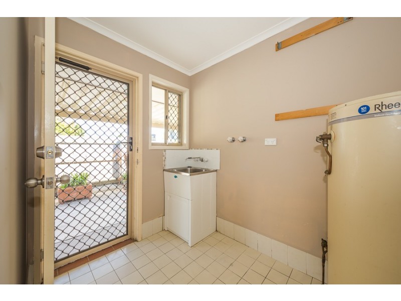 Unit 2, 44 Bluebell, Caboolture QLD 4510