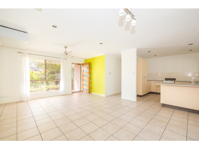 Unit 2, 44 Bluebell, Caboolture QLD 4510