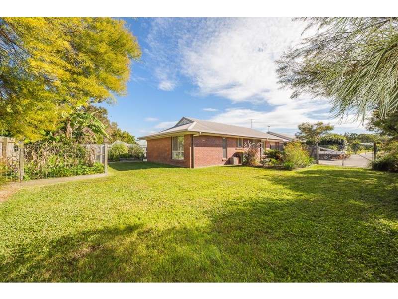 Unit 2, 44 Bluebell, Caboolture QLD 4510