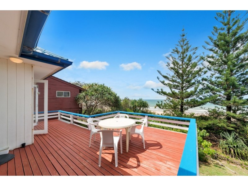 5 Wilson Avenue, Dicky Beach QLD 4551