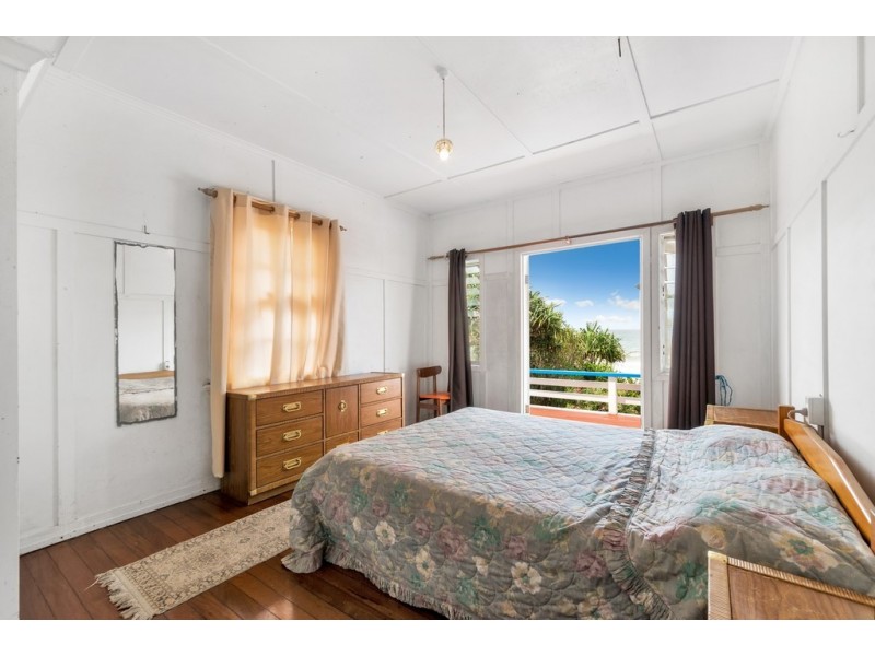 5 Wilson Avenue, Dicky Beach QLD 4551
