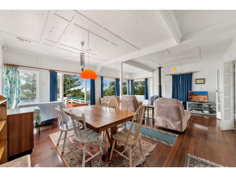 5 Wilson Avenue, Dicky Beach QLD 4551