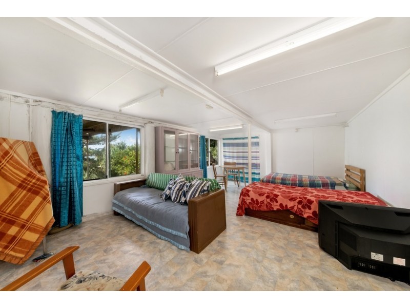 5 Wilson Avenue, Dicky Beach QLD 4551