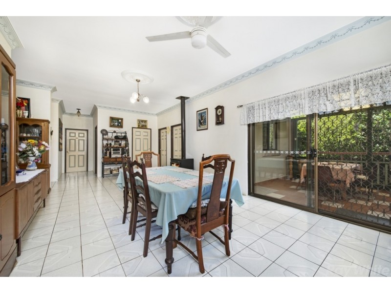 125 Fullertons Road, Glass House Mountains QLD 4518