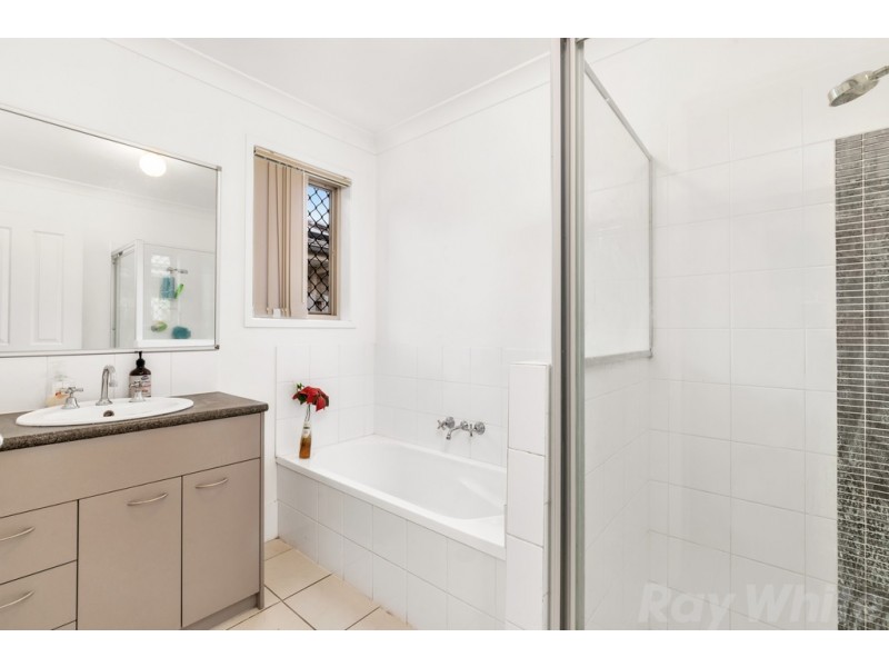 76 Hollywood Avenue, Bellmere QLD 4510