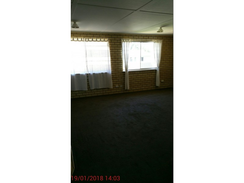 4/6 Lee Street, Caboolture QLD 4510