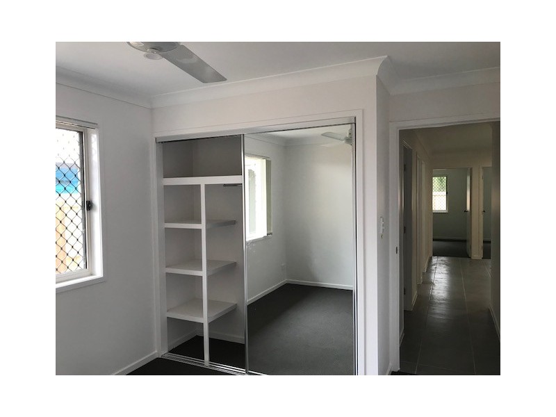 17 Creekview Crt, Lawnton QLD 4501