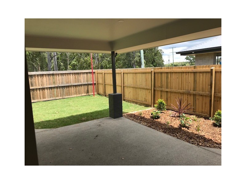 17 Creekview Crt, Lawnton QLD 4501
