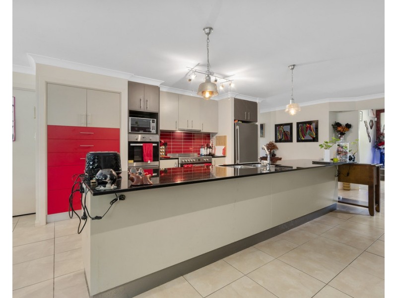 46 Three Ponds Place, Elimbah QLD 4516