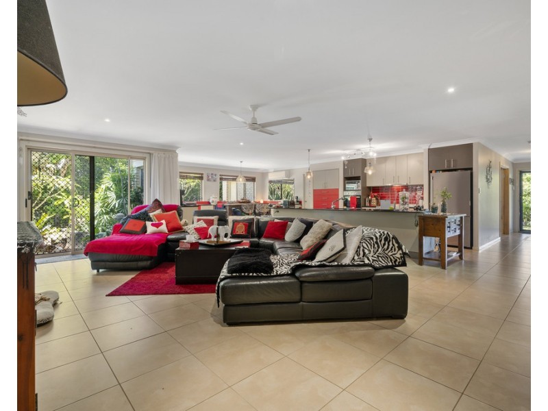 46 Three Ponds Place, Elimbah QLD 4516