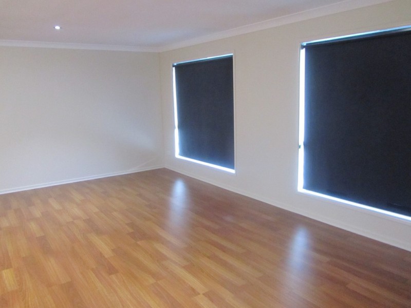 27 Jacques Close, Caboolture QLD 4510