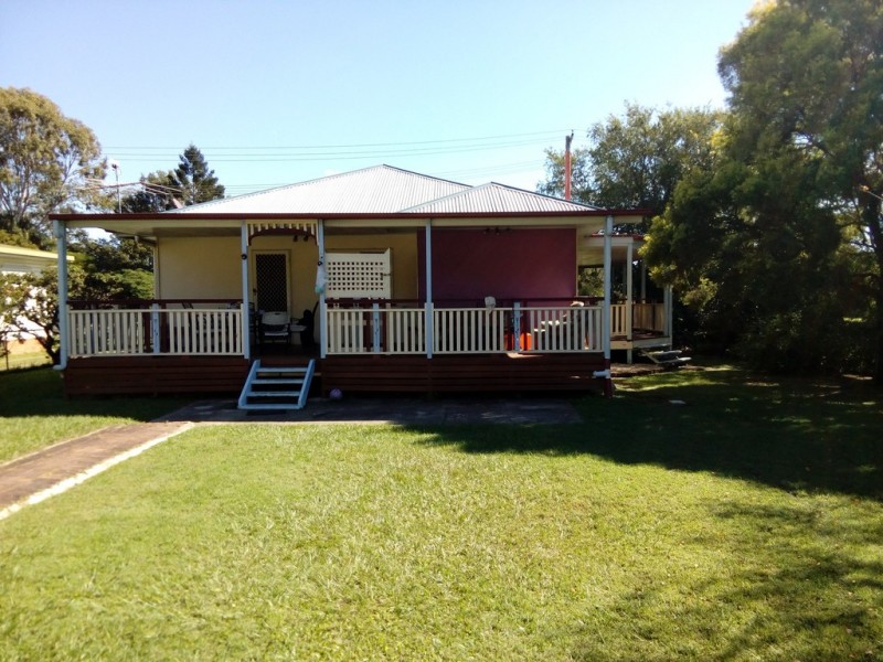 25 Francis Street, Caboolture QLD 4510