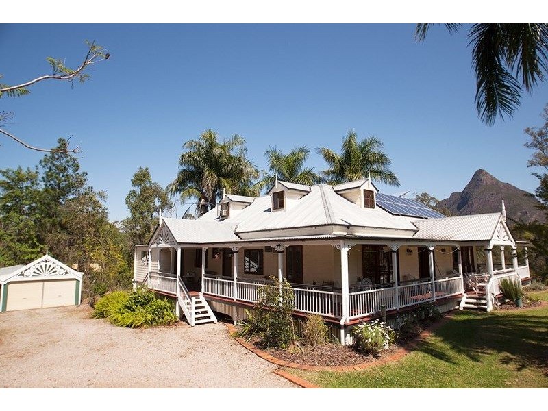 225 Mount Beerwah Road, Glass House Mountains QLD 4518