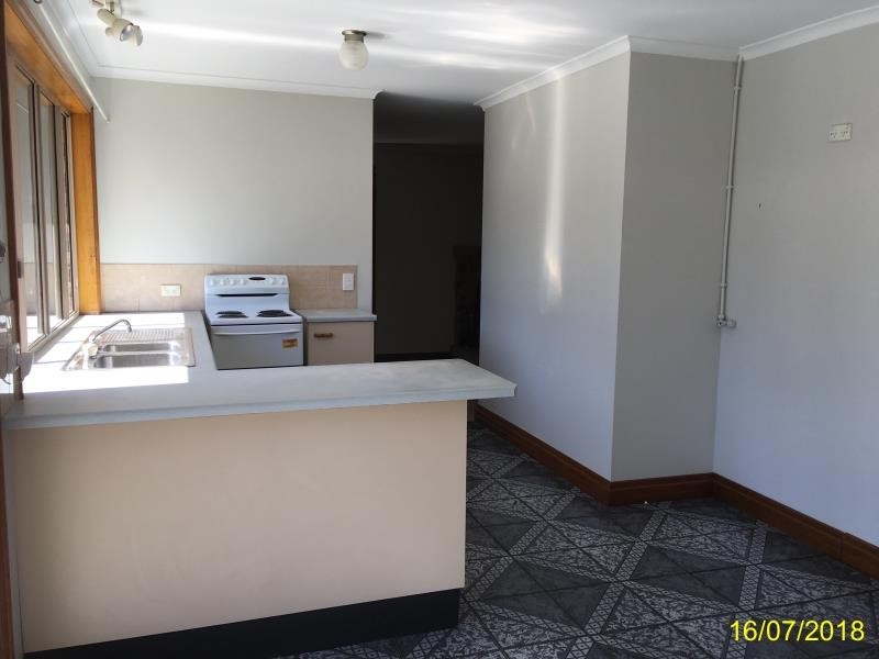 1 Thea Court, Morayfield QLD 4506