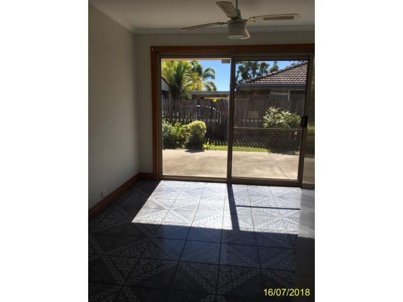 1 Thea Court, Morayfield QLD 4506