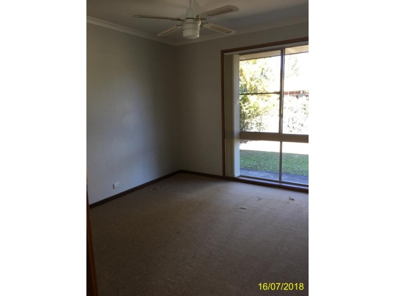 1 Thea Court, Morayfield QLD 4506
