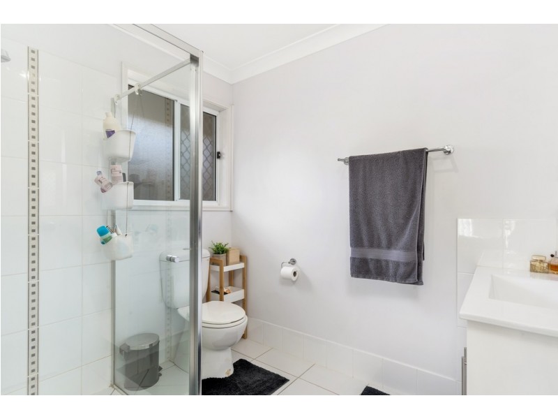 9 Newmarket Drive, Morayfield QLD 4506
