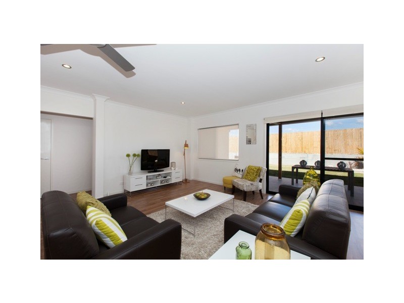 15 Reserve Dr, Caboolture QLD 4510