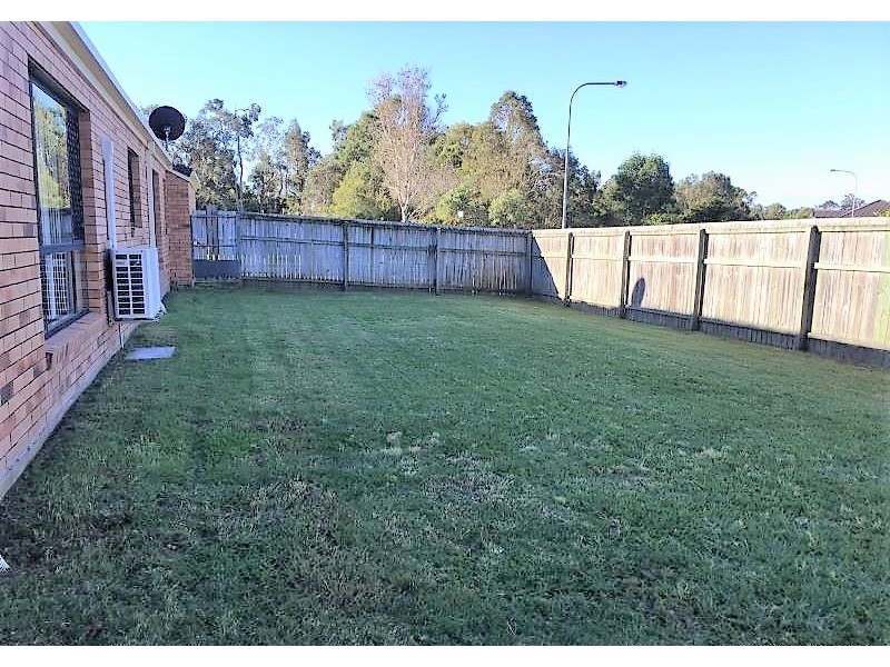 2 Denson St, Morayfield QLD 4506