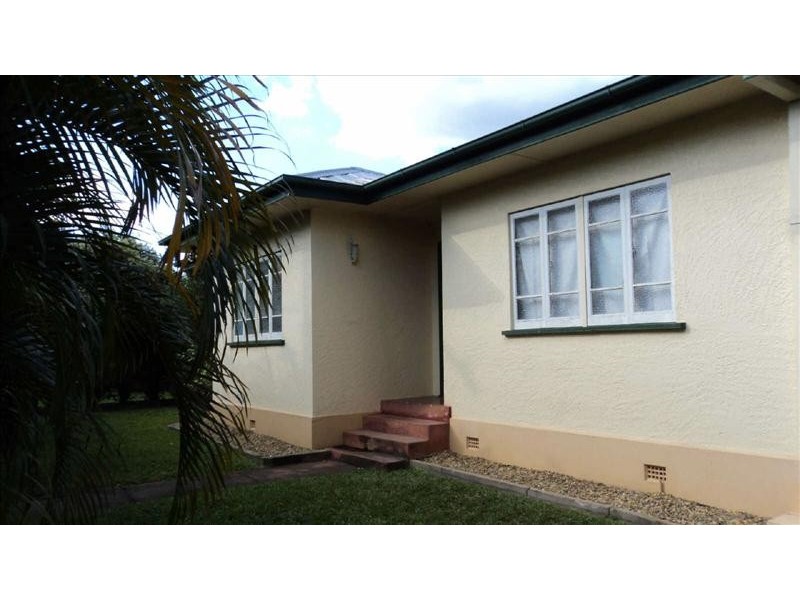 17 Francis Street, Caboolture QLD 4510