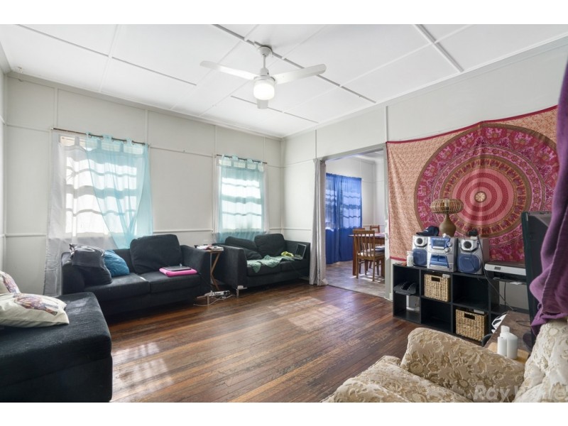 37 Manley Street, Caboolture QLD 4510