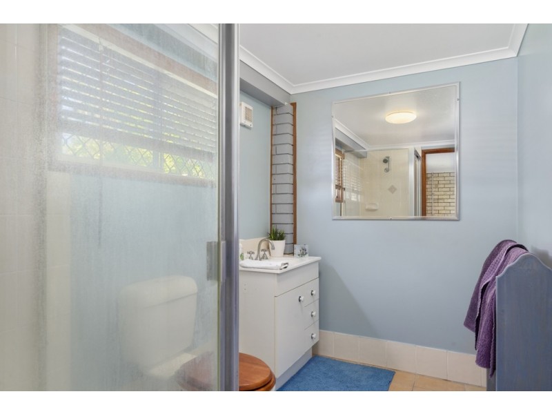 4 Avondale St, Morayfield QLD 4506