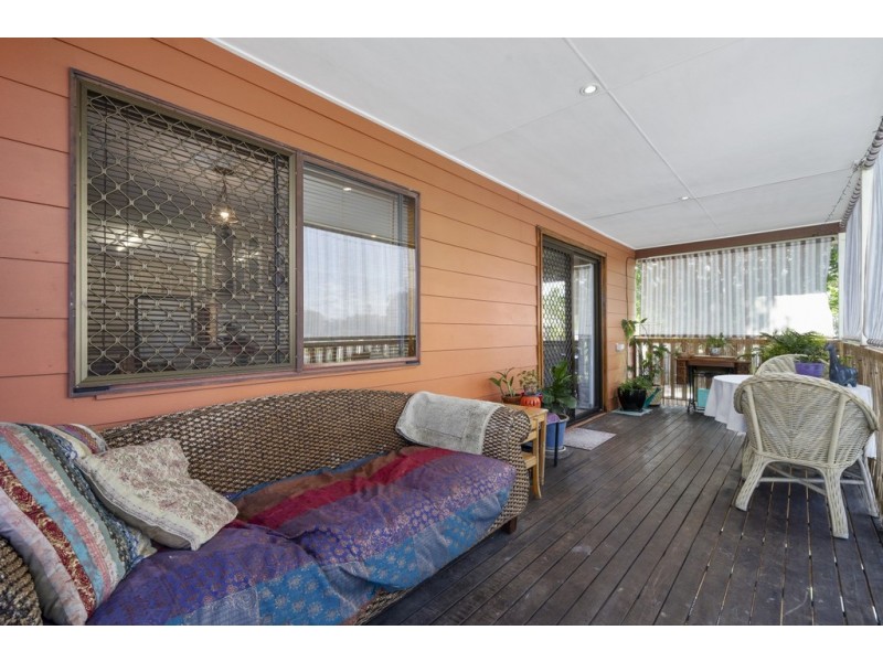 4 Avondale St, Morayfield QLD 4506