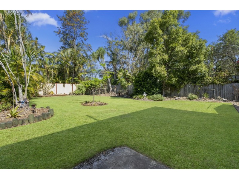 4 Avondale St, Morayfield QLD 4506