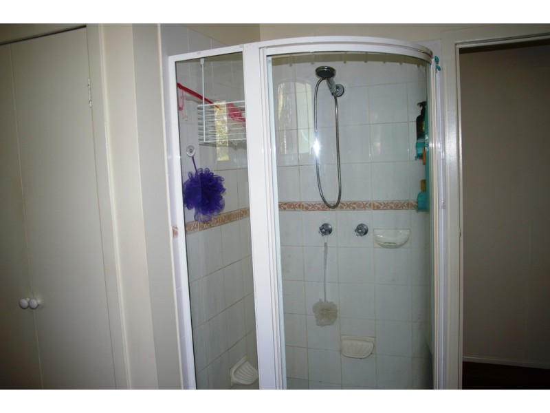 24 Patrick Street, Beachmere QLD 4510