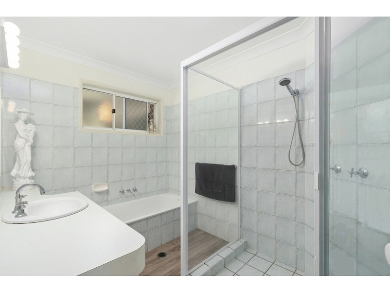 15 Huntington Ct, Deception Bay QLD 4508