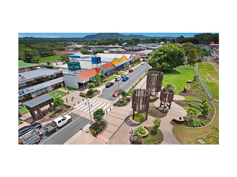 3 Bloomfield Place, Beerwah QLD 4519