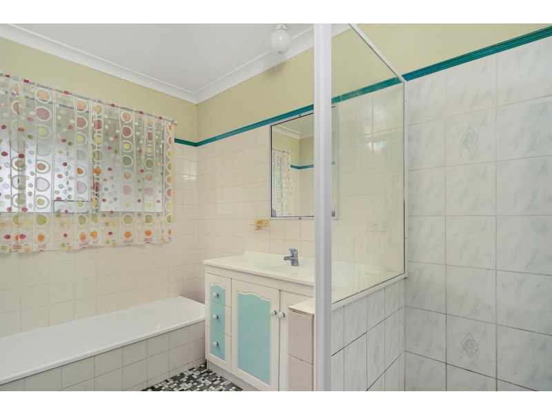 74 Smiths Rd, Elimbah QLD 4516