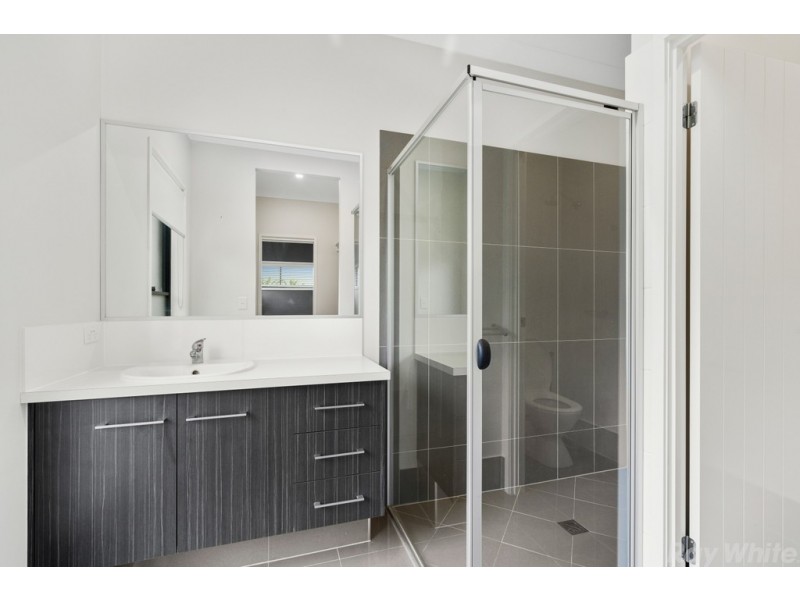 17 Coggins Street, Caboolture South QLD 4510