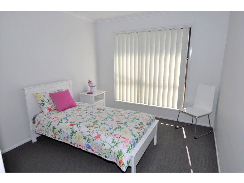 38 Grainger Circuit, Burpengary QLD 4505