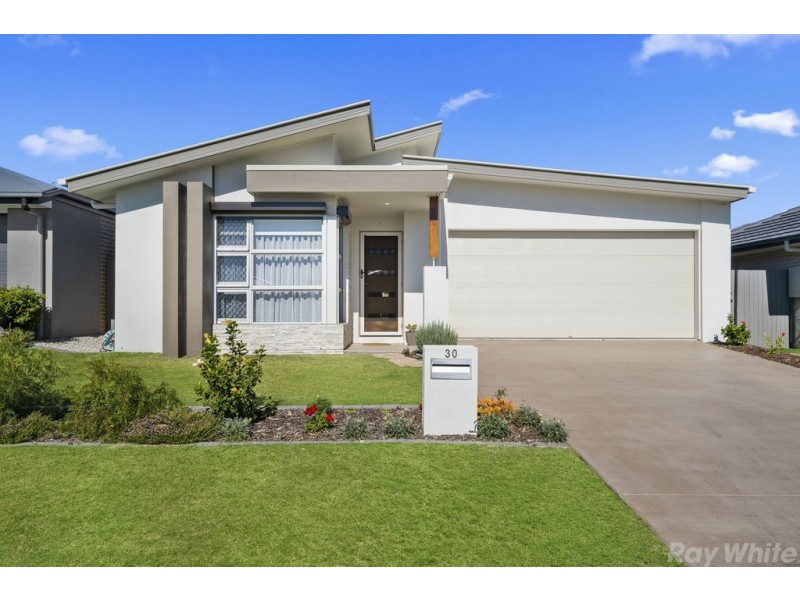 30 Petrie Street, Caboolture South QLD 4510