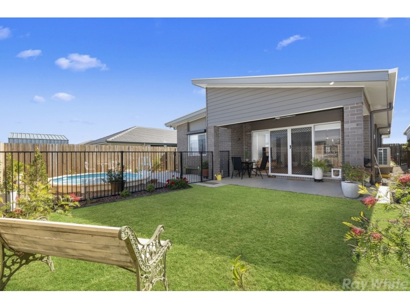 30 Petrie Street, Caboolture South QLD 4510