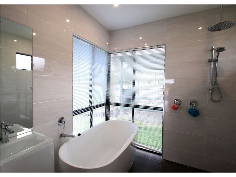 88 Priests Road, Deception Bay QLD 4508