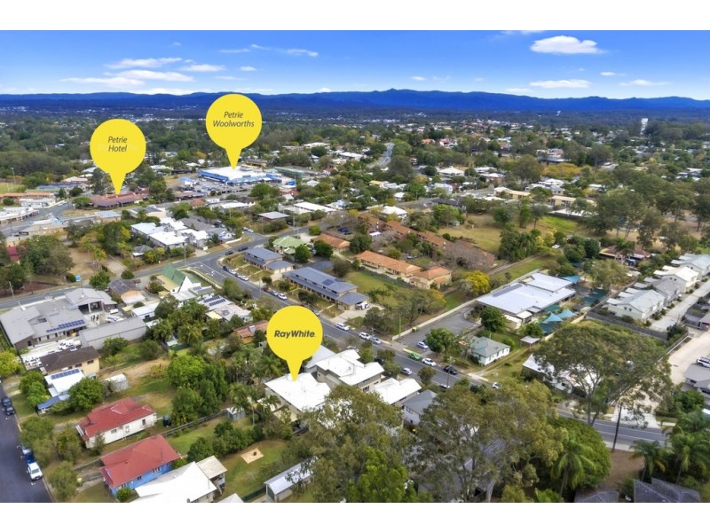 4/20 Armstrong St, Petrie QLD 4502