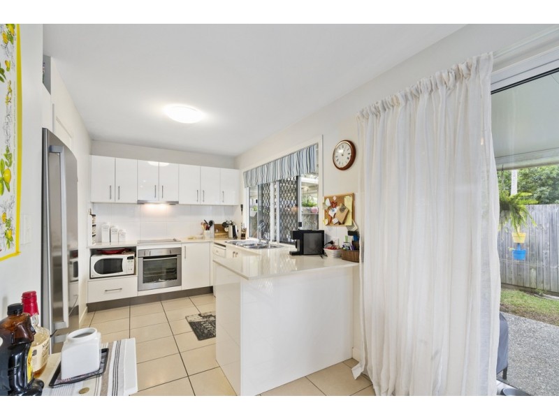 4/20 Armstrong St, Petrie QLD 4502