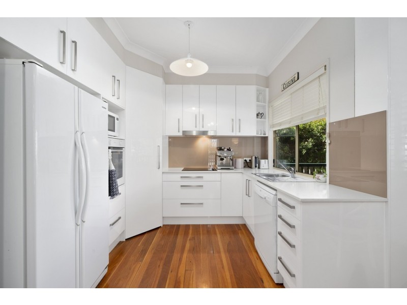 61 Captain Cook Parade, Deception Bay QLD 4508