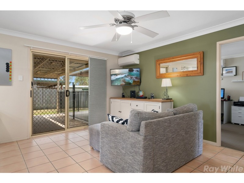 9 Hilldale Crescent, Morayfield QLD 4506